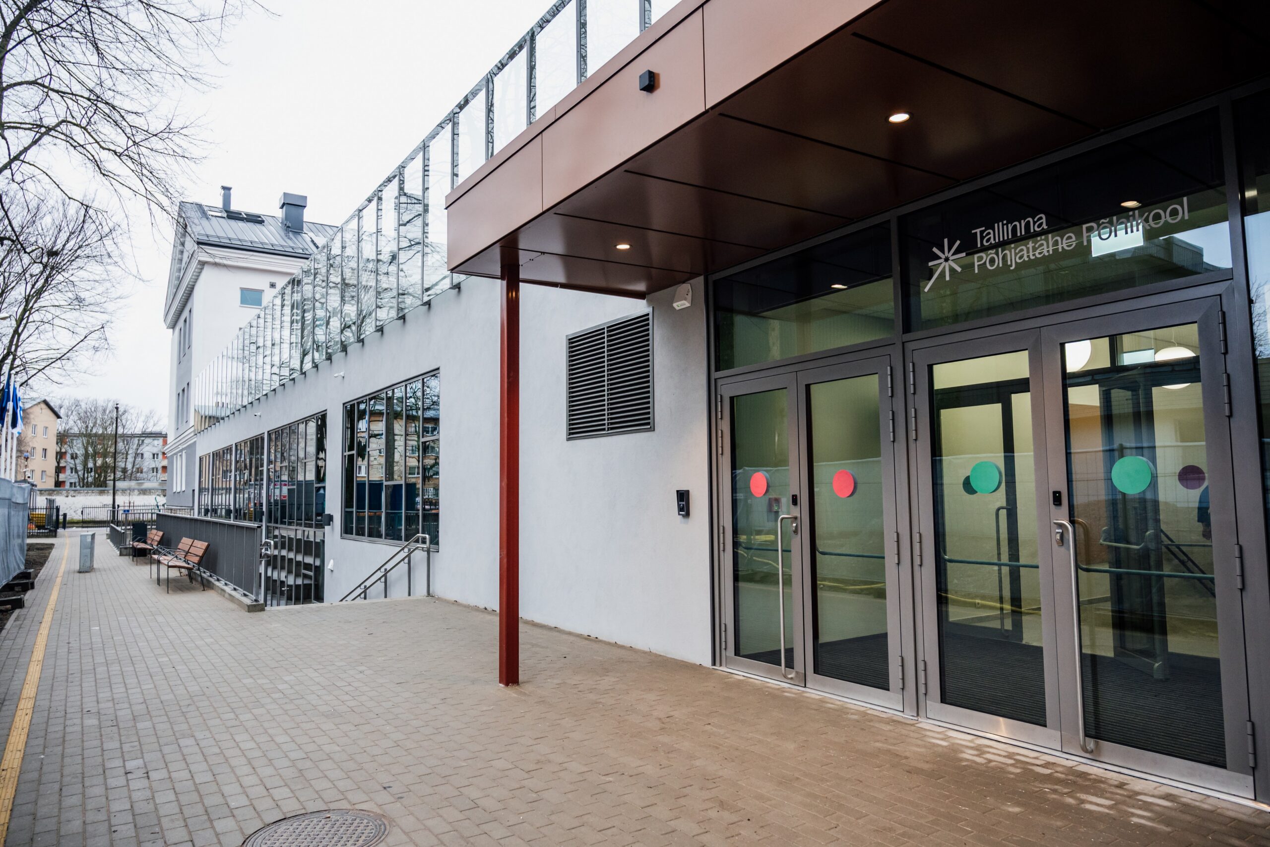 Karjamaa 18 koolimaja